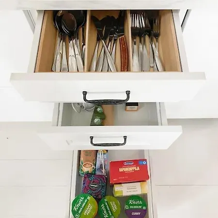 Alpehytte Pieni Saneerattu Hirsitalo Koskenpartaalla *